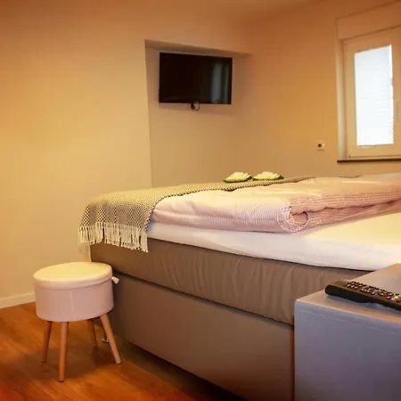 Ferienwohnung Saar-Steg Saarburg Exterior foto